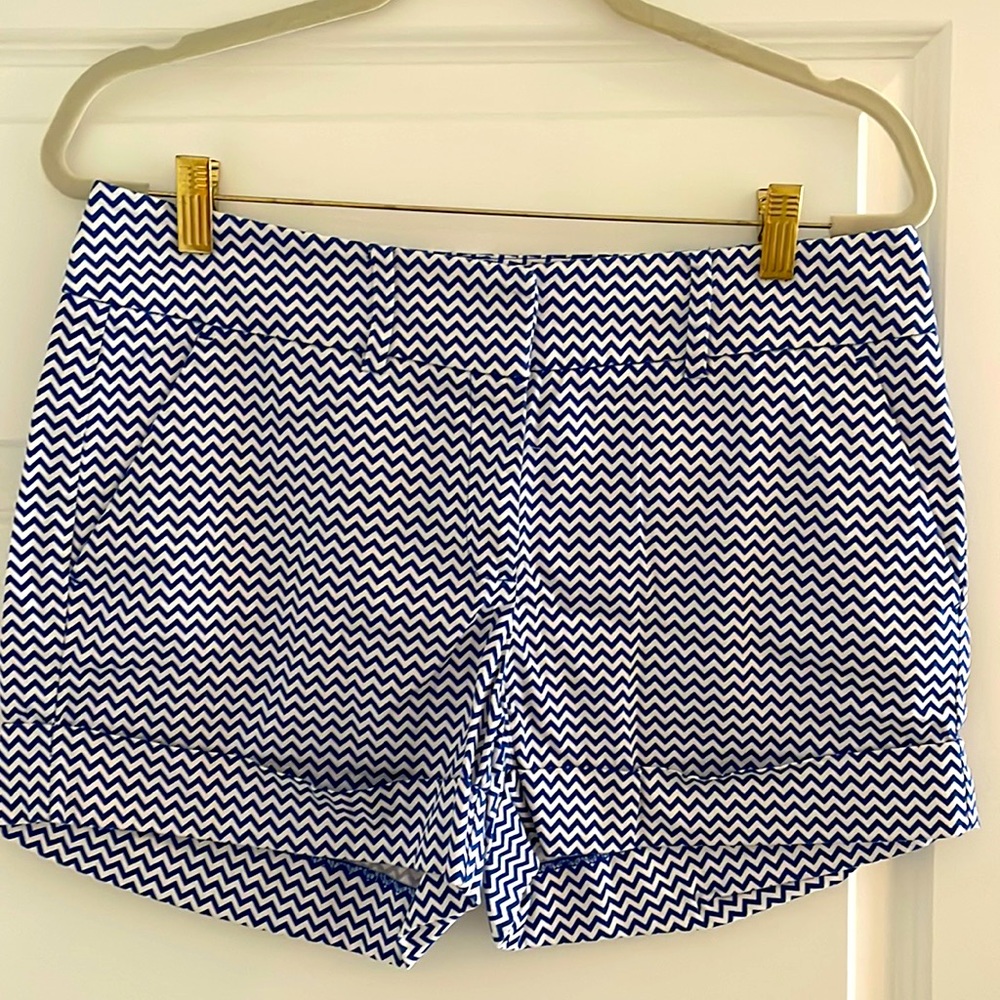 New York & Company chevron shorts